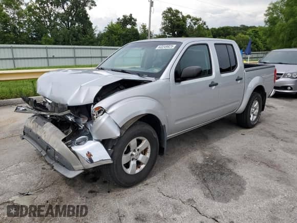 2009 Nissan Frontier SE z VIN 1N6AD07W49C401899, wystawiony jako Copart lot #63249925 z przebiegiem 323 611 mil mil oraz Szkoda całkowita • Salvage title. Historia ofert i sprzedaży dostępna na DreamBid. Obrazek 1.