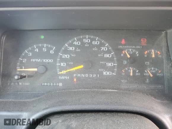1998 Chevrolet Suburban z VIN 1GNFK16R6WJ306534, wystawiony jako Copart lot #75030844 z przebiegiem 230 869 mil mil oraz Czysty tytuł • Clean title. Historia ofert i sprzedaży dostępna na DreamBid. Obrazek 9.