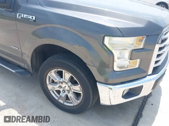 2017 Ford F-150 XL z VIN 1FTEW1CP8HKC04192, wystawiony jako IAAI lot #43060411 z przebiegiem 142 674 mil mil oraz . Historia ofert i sprzedaży dostępna na DreamBid. Obrazek 6.