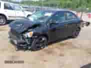 2013 Chevrolet Sonic LTZ z VIN 1G1JE5SB3D4109304, wystawiony jako IAAI lot #42531678 z przebiegiem 144 413 mil mil oraz . Historia ofert i sprzedaży dostępna na DreamBid. Obrazek 2.