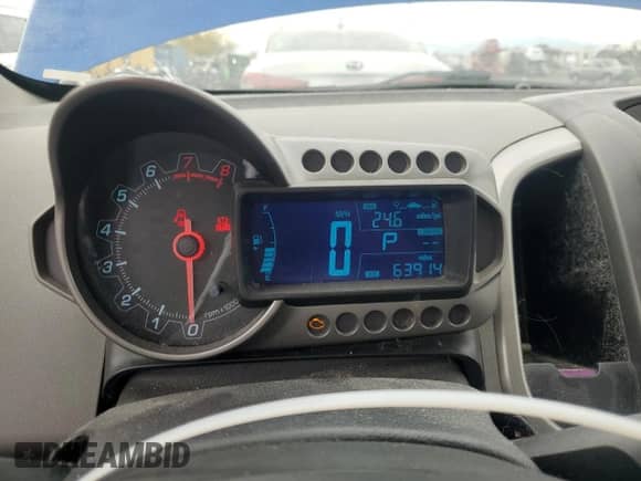 2016 Chevrolet Sonic LT z VIN 1G1JC5SB6G4150200, wystawiony jako Copart lot #86660004 z przebiegiem 63 914 mil mil oraz Szkoda całkowita • Salvage title. Historia ofert i sprzedaży dostępna na DreamBid. Obrazek 9.