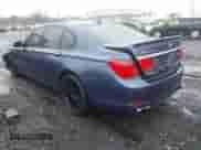 2012 BMW 7 Series 750i z VIN WBAKA8C52CC447019, wystawiony jako IAAI lot #41727599 z przebiegiem Nie podano mil oraz . Historia ofert i sprzedaży dostępna na DreamBid. Obrazek 3.