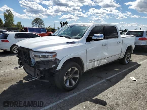 2020 Ram 1500 Limited z VIN 1C6SRFHM6LN319703, wystawiony jako Copart lot #51682135 z przebiegiem 70 459 mil mil oraz Szkoda całkowita • Salvage title. Historia ofert i sprzedaży dostępna na DreamBid. Obrazek 1.