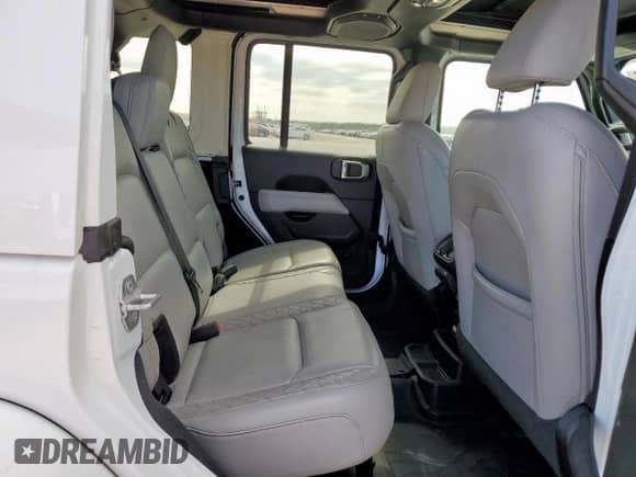 2021 Jeep Wrangler Unlimited Sahara с VIN 1C4HJXEN6MW755444, выставлен на аукционе Copart как лот 65038375 с пробегом 38 256 миль миль и Списание • Salvage title. История ставок и продаж доступна на DreamBid. Изображение 11.