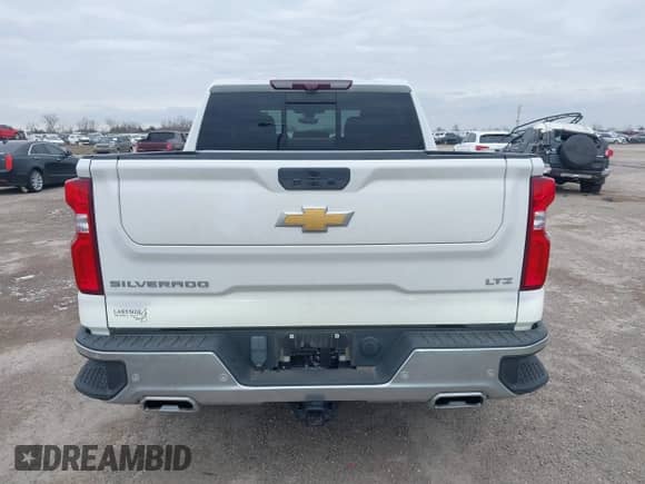 2021 Chevrolet Silverado 1500 LTZ with VIN 3GCUYGET3MG338547, listed as a IAAI auction lot 41621179 with 25,335 mi miles and . Bid and sale history available at DreamBid. Image 16.