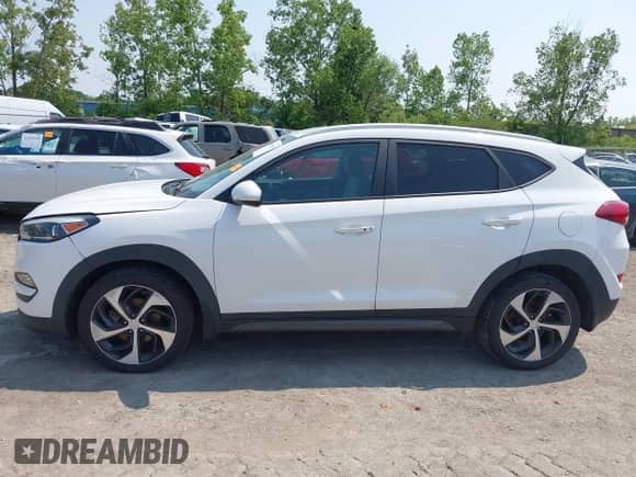 2016 Hyundai Tucson Limited z VIN KM8J33A24GU211570, wystawiony jako IAAI lot #42468531 z przebiegiem 91 833 mil mil oraz . Historia ofert i sprzedaży dostępna na DreamBid. Obrazek 14.