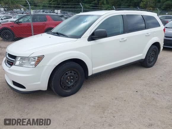 2018 Dodge Journey SE с VIN 3C4PDCAB7JT530300, выставлен на аукционе IAAI как лот 43279909 с пробегом 341 309 миль миль и . История ставок и продаж доступна на DreamBid. Изображение 17.