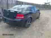 2008 Dodge Avenger R/T z VIN 1B3LC76M28N614023, wystawiony jako IAAI lot #42344501 z przebiegiem 113 553 mil mil oraz . Historia ofert i sprzedaży dostępna na DreamBid. Obrazek 4.