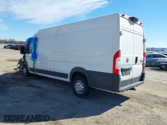 2018 Ram ProMaster Cargo с VIN 3C6URVJG2JE102819, выставлен на аукционе IAAI как лот 41633724 с пробегом Не указан миль и . История ставок и продаж доступна на DreamBid. Изображение 3.