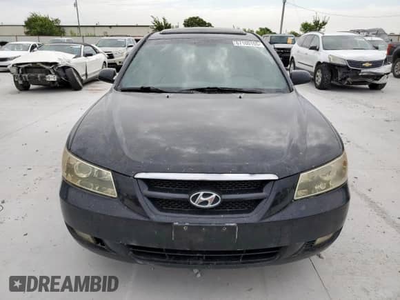 2006 Hyundai Sonata GL z VIN KMHET46C66A114122, wystawiony jako Copart lot #67100165 z przebiegiem 193 918 mil mil oraz Szkoda całkowita • Salvage title. Historia ofert i sprzedaży dostępna na DreamBid. Obrazek 5.