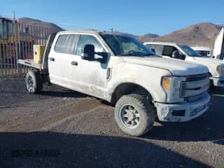 2017 Ford F-250 Lariat с VIN 1FT7W2BT2HEC44098, выставлен на аукционе IAAI как лот 43020697 с пробегом 59 696 миль миль и . История ставок и продаж доступна на DreamBid. Изображение 1.