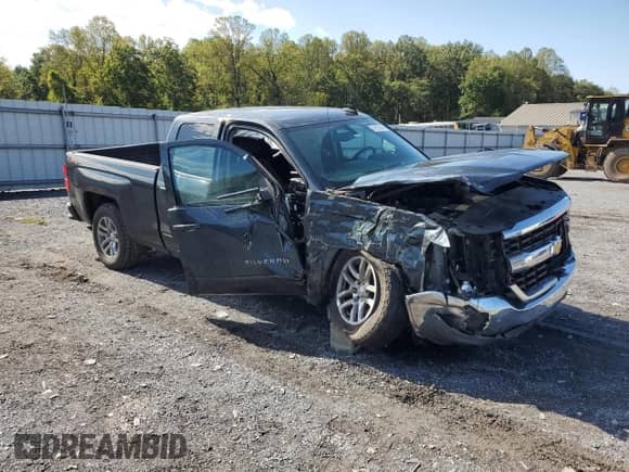 2019 Chevrolet Silverado 1500 LT z VIN 2GCVKPEC5K1100601, wystawiony jako Copart lot #84187545 z przebiegiem 97 536 mil mil oraz Szkoda całkowita • Salvage title. Historia ofert i sprzedaży dostępna na DreamBid. Obrazek 4.