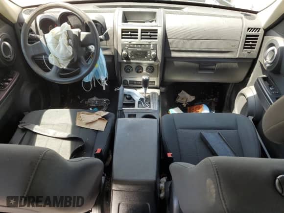 2011 Dodge Nitro Heat with VIN 1D4PU4GK5BW559838, listed as a Copart auction lot 68299575 with 54,496 mi miles and Salvage title. Bid and sale history available at DreamBid. Image 8.
