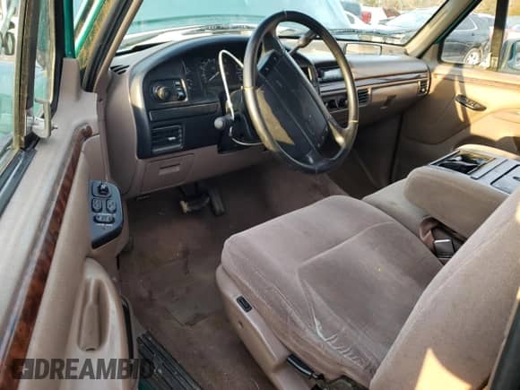 1996 Ford F-150 with VIN 1FTEX14N8TKA40042, listed as a Copart auction lot 88220235 with 190,784 mi miles and Salvage title. Bid and sale history available at DreamBid. Image 8.