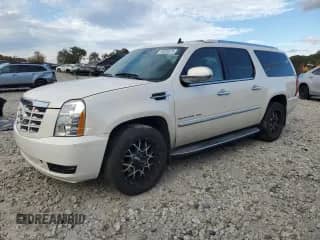 2013 Cadillac Escalade ESV Luxury с VIN 1GYS4HEF4DR303318, выставлен на аукционе Copart как лот 82030375 с пробегом 145 791 миль миль и Чистый • Clean title. История ставок и продаж доступна на DreamBid. Изображение 1.
