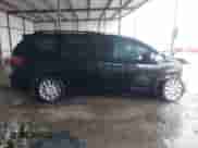 2016 Toyota Sienna XLE z VIN 5TDYK3DC7GS762431, wystawiony jako IAAI lot #42097541 z przebiegiem 93 778 mil mil oraz . Historia ofert i sprzedaży dostępna na DreamBid. Obrazek 13.