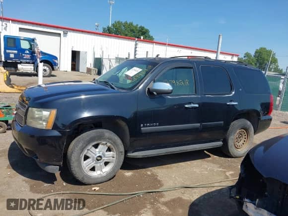 2007 Chevrolet Tahoe LTZ с VIN 1GNFK13017J166366, выставлен на аукционе IAAI как лот 42798218 с пробегом 226 886 миль миль и . История ставок и продаж доступна на DreamBid. Изображение 14.