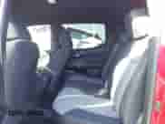 2021 Toyota Tacoma SR z VIN 5TFCZ5AN0MX262902, wystawiony jako IAAI lot #43535009 z przebiegiem 70 926 mil mil oraz . Historia ofert i sprzedaży dostępna na DreamBid. Obrazek 8.