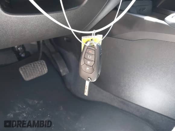 2025 Chevrolet Trax LS с VIN KL77LFEP6SC155472, выставлен на аукционе IAAI как лот 42706376 с пробегом 8 022 миль миль и . История ставок и продаж доступна на DreamBid. Изображение 11.