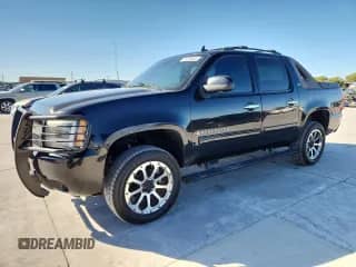 2008 Chevrolet Avalanche LTZ с VIN 3GNFK12318G202457, выставлен на аукционе Copart как лот 89799665 с пробегом 214 918 миль миль и Чистый • Clean title. История ставок и продаж доступна на DreamBid. Изображение 1.