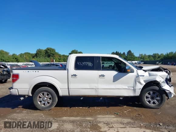 2013 Ford F-150 XL с VIN 1FTFW1ET7DFC97708, выставлен на аукционе IAAI как лот 43397980 с пробегом 124 877 миль миль и . История ставок и продаж доступна на DreamBid. Изображение 14.