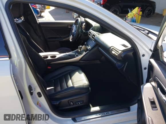 2015 Lexus IS 350 with VIN JTHBE1D22F5019297, listed as a IAAI auction lot 42997254 with 86,818 mi miles and . Bid and sale history available at DreamBid. Image 5.