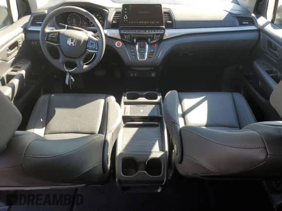 2025 Honda Odyssey EX-L с VIN 5FNRL6H62SB082800, выставлен на аукционе Copart как лот 86887785 с пробегом 9 518 миль миль и Чистый • Clean title. История ставок и продаж доступна на DreamBid. Изображение 8.