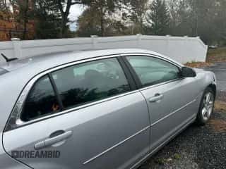 2011 Chevrolet Malibu 1FL z VIN 1G1ZA5EU7BF192569, wystawiony jako Copart lot #91368475 z przebiegiem 127 649 mil mil oraz Czysty tytuł • Clean title. Historia ofert i sprzedaży dostępna na DreamBid. Obrazek 4.