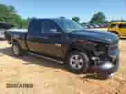 2016 Ram 1500 Tradesman z VIN 1C6RR7FG2GS316547, wystawiony jako Copart lot #63379115 z przebiegiem 137 748 mil mil oraz Szkoda całkowita • Salvage title. Historia ofert i sprzedaży dostępna na DreamBid. Obrazek 4.