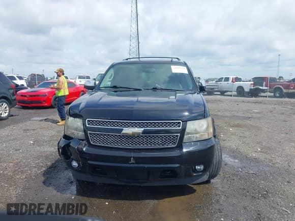2009 Chevrolet Tahoe LTZ с VIN 1GNFK33059R297641, выставлен на аукционе IAAI как лот 42099230 с пробегом 226 402 миль миль и . История ставок и продаж доступна на DreamBid. Изображение 12.
