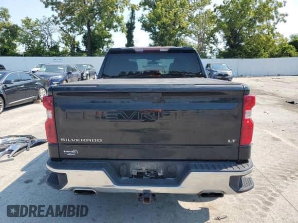 2021 Chevrolet Silverado 1500 LT with VIN 3GCUYDED5MG104448, listed as a Copart auction lot 69136725 with 92,739 mi miles and Salvage title. Bid and sale history available at DreamBid. Image 6.