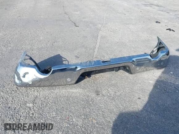 2015 Ram 1500 Big Horn with VIN 1C6RR7TM5FS747991, listed as a IAAI auction lot 41228037 with 150,059 mi miles and . Bid and sale history available at DreamBid. Image 12.