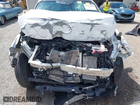 2022 Hyundai Santa Fe Limited with VIN KM8S5DA11NU016356, listed as a IAAI auction lot 42263808 with 88,554 mi miles and . Bid and sale history available at DreamBid. Image 6.