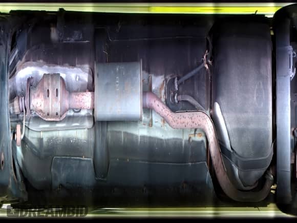 2014 Hyundai Accent GLS z VIN KMHCT4AEXEU659429, wystawiony jako Copart lot #84882725 z przebiegiem 153 222 mil mil oraz Czysty tytuł • Clean title. Historia ofert i sprzedaży dostępna na DreamBid. Obrazek 13.