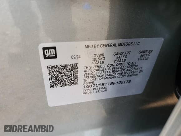 2025 Chevrolet Malibu LS z VIN 1G1ZC5ST1SF125178, wystawiony jako Copart lot #68539855 z przebiegiem 9 207 mil mil oraz Szkoda całkowita • Salvage title. Historia ofert i sprzedaży dostępna na DreamBid. Obrazek 12.