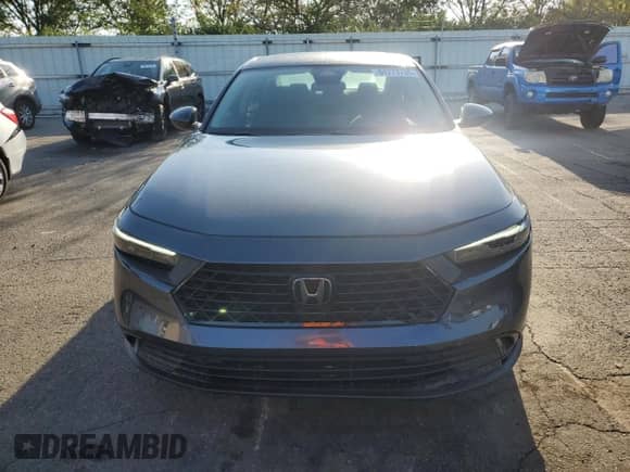 2024 Honda Accord EX с VIN 1HGCY1F30RA011439, выставлен на аукционе Copart как лот 84273735 с пробегом 56 597 миль миль и Списание • Salvage title. История ставок и продаж доступна на DreamBid. Изображение 5.