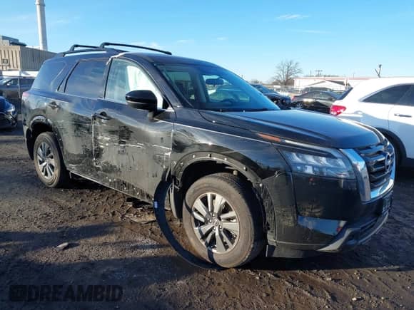 2024 Nissan Pathfinder SV with VIN 5N1DR3BC9RC267290, listed as a IAAI auction lot 41577880 with 4,192 mi miles and . Bid and sale history available at DreamBid. Image 1.