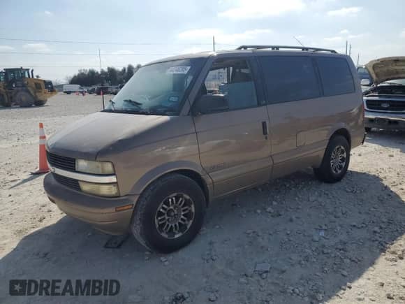 2000 Chevrolet Astro с VIN 1GNDM19WXYB150711, выставлен на аукционе Copart как лот 44246285 с пробегом 306 565 миль миль и Списание • Salvage title. История ставок и продаж доступна на DreamBid. Изображение 1.