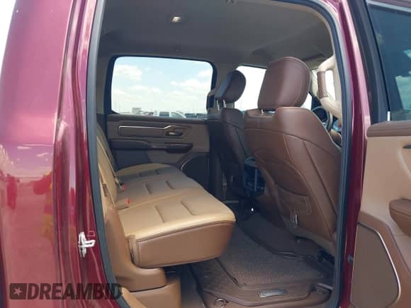 2019 Ram 1500 Longhorn с VIN 1C6SRFKT7KN675821, выставлен на аукционе IAAI как лот 42220111 с пробегом 55 923 миль миль и . История ставок и продаж доступна на DreamBid. Изображение 8.