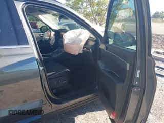 2025 Hyundai Palisade XRT z VIN KM8R34GE0SU945657, wystawiony jako IAAI lot #43298136 z przebiegiem 1 334 mil mil oraz . Historia ofert i sprzedaży dostępna na DreamBid. Obrazek 5.