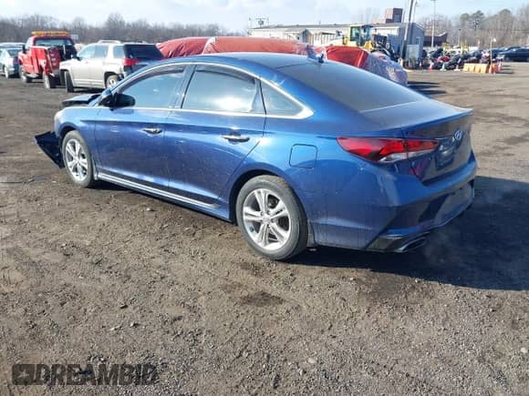 2019 Hyundai Sonata Sport z VIN 5NPE34AFXKH792154, wystawiony jako IAAI lot #41328069 z przebiegiem 68 504 mil mil oraz . Historia ofert i sprzedaży dostępna na DreamBid. Obrazek 3.