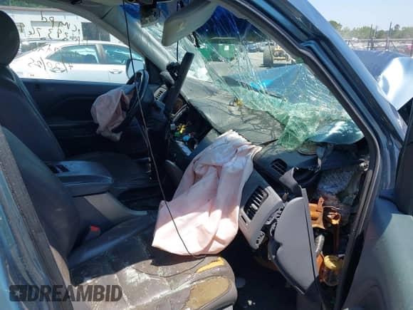 2006 Honda Pilot EX-L с VIN 5FNYF18566B022070, выставлен на аукционе IAAI как лот 42515228 с пробегом 202 516 миль миль и . История ставок и продаж доступна на DreamBid. Изображение 5.