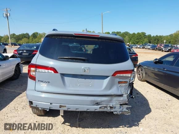 2022 Honda Pilot TrailSport with VIN 5FNYF6H82NB081283, listed as a IAAI auction lot 43163408 with 37,827 mi miles and . Bid and sale history available at DreamBid. Image 17.
