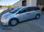 2013 Honda Odyssey LX с VIN 5FNRL5H20DB015865, выставлен на аукционе Copart как лот 85148275 с пробегом 136 795 миль миль и Списание • Salvage title. История ставок и продаж доступна на DreamBid. Изображение 1.
