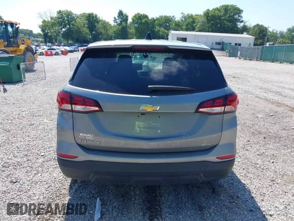 2024 Chevrolet Equinox LS z VIN 3GNAXFEG9RL297429, wystawiony jako IAAI lot #42797913 z przebiegiem 60 421 mil mil oraz . Historia ofert i sprzedaży dostępna na DreamBid. Obrazek 15.