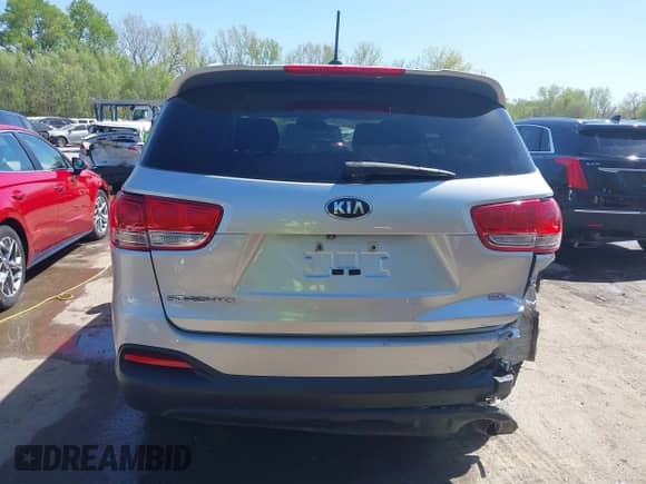 2016 Kia Sorento L with VIN 5XYPG4A3XGG115316, listed as a IAAI auction lot 42024875 with 148,523 mi miles and . Bid and sale history available at DreamBid. Image 17.