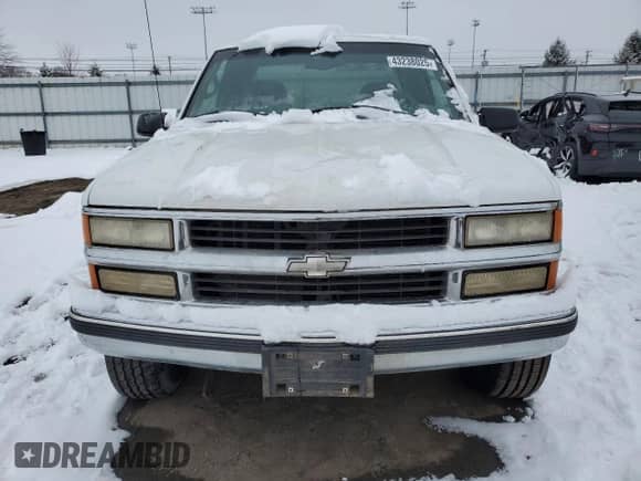 1998 Chevrolet Silverado 2500 с VIN 1GCGK29R7WE134344, выставлен на аукционе Copart как лот 43238025 с пробегом 141 347 миль миль и Списание • Salvage title. История ставок и продаж доступна на DreamBid. Изображение 5.