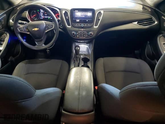 2019 Chevrolet Malibu Hybrid с VIN 1G1ZF5SU7KF153311, выставлен на аукционе Copart как лот 71707195 с пробегом 101 338 миль миль и Чистый • Clean title. История ставок и продаж доступна на DreamBid. Изображение 8.