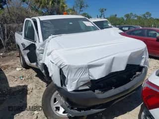 2018 Chevrolet Silverado 1500 Work Truck с VIN 1GCNCNEHXJZ346840, выставлен на аукционе IAAI как лот 41636787 с пробегом 118 131 миль миль и . История ставок и продаж доступна на DreamBid. Изображение 1.