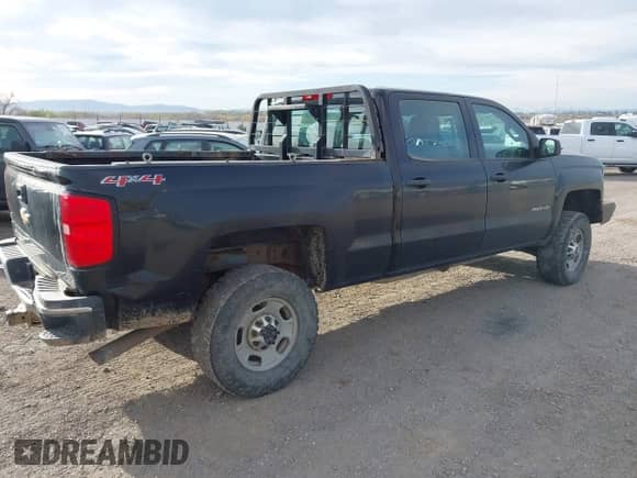 2015 Chevrolet Silverado 2500HD Work Truck с VIN 1GC1KUEG8FF629393, выставлен на аукционе IAAI как лот 42099762 с пробегом 173 053 миль миль и . История ставок и продаж доступна на DreamBid. Изображение 4.